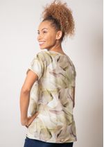 blusa-manga-curta-estampada-pau-a-pique-9386-verde-v