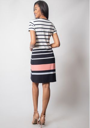 Vestido Pau a Pique Listrado Manga Curta Preto