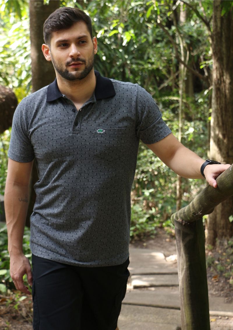 camisa-polo-preto-estampado-pau-a-pique-5143-f