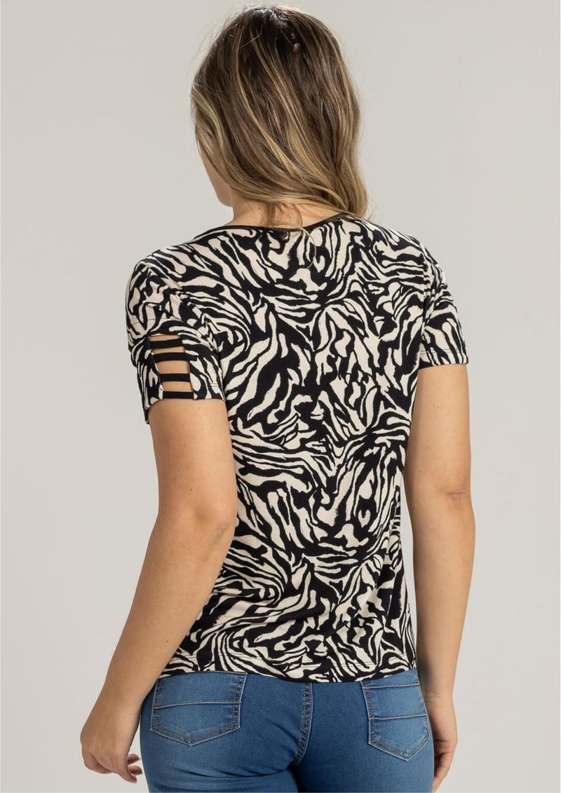 blusa-manga-curta-estampada-preto-pauapique-3166-v