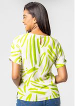 blusa-manga-curta-viscose-estampada-verde-pauapique-3093-v