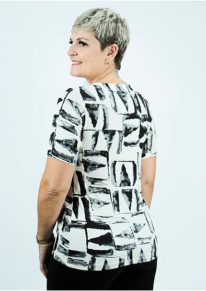 Blusa Pau a Pique Estampada Preto
