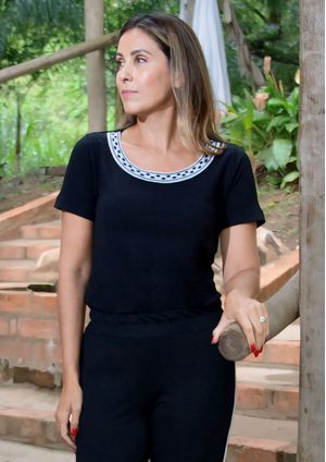 Blusa Manga Curta  Pau a Pique Básica Preto