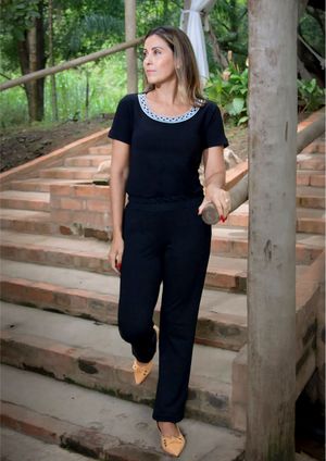 Calça Pau a Pique Básica Moletinho Preto