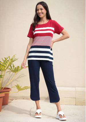 Calça Capri Pau a Pique Básica Azul Marinho