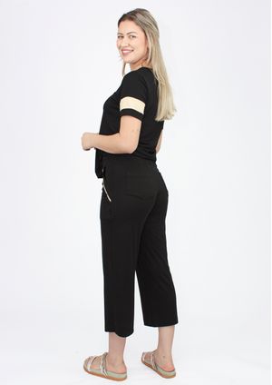 Calça Pau a Pique Pantacourt Preto