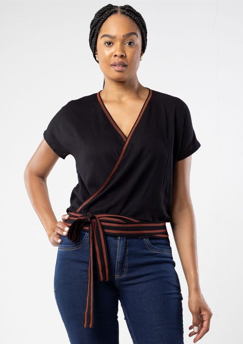 blusa-transpassada-preto-pauapique-9982363-f