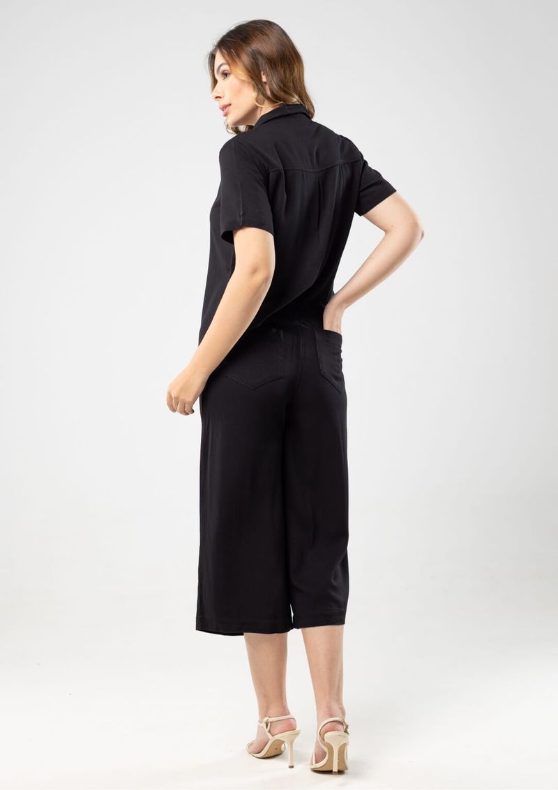 calca-pantacourt-basica-preto-9982533-v